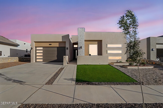 828 Eltham Dr in Horizon City, TX - Building Photo - Building Photo