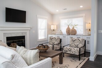 1307 Portside Ln in Wilmington, NC - Foto de edificio - Building Photo