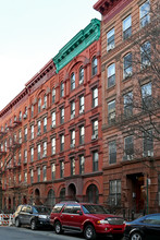 212 W 105th St in New York, NY - Building Photo - Primary Photo