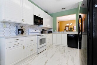 2638 Dinville St in Kissimmee, FL - Building Photo - Building Photo