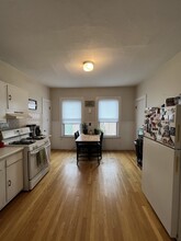 256 Summer St, Unit 3 in Somerville, MA - Building Photo - Building Photo