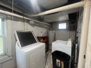 10 Cayton St in Morgantown, WV - Building Photo - Building Photo