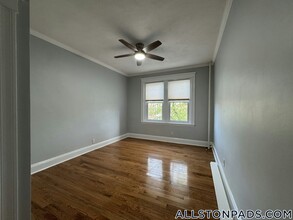 1263 Commonwealth Ave in Boston, MA - Building Photo - Building Photo