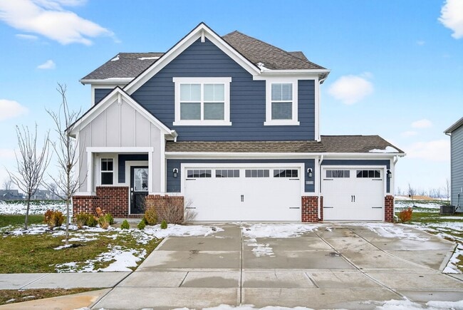 property at 1939 Goodwin Pl