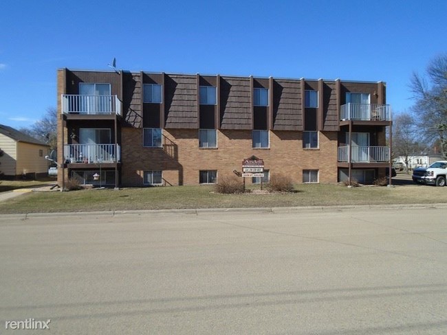 Andell Apartments in Wheaton, MN - Building Photo - Building Photo