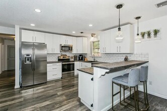 8023 Stark Ave in Pensacola, FL - Building Photo - Building Photo