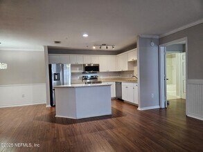 3591 Kernan Blvd S in Jacksonville, FL - Building Photo - Building Photo