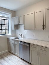 98 Sewall Ave, Unit A in Brookline, MA - Building Photo - Building Photo