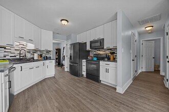 203 Reid Ct S in Jacksonville, NC - Building Photo - Building Photo
