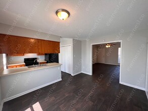 4023 Appaloosa Way-Unit -30 in Southaven, MS - Foto de edificio - Building Photo