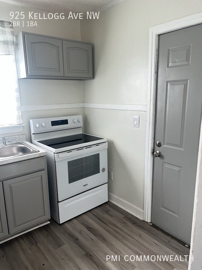 925 Kellogg Ave NW in Roanoke, VA - Building Photo - Building Photo