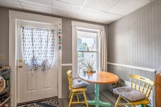 8 Celtic Street in Concord, NH - Building Photo - Building Photo