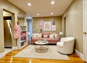 66 Egmont St, Unit 5 in Brookline, MA - Building Photo - Building Photo