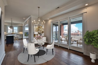 Residences at One Highland in Fort Thomas, KY - Foto de edificio - Building Photo