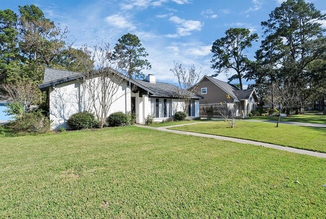 1971 Round Spring Dr in Humble, TX - Building Photo - Building Photo