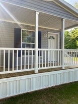 551 Lauschtown Rd in Denver, PA - Building Photo