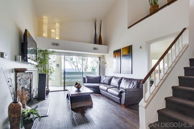 7167 Camino Degrazia in San Diego, CA - Building Photo - Building Photo