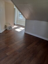 238 Cline St in East Pittsburgh, PA - Foto de edificio - Building Photo