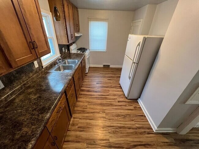 828 S 9th Ave in Wausau, WI - Building Photo - Building Photo