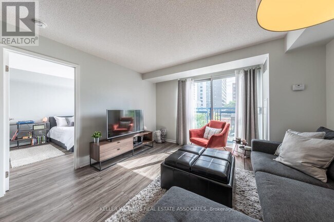 75-475 Dalhousie St in Toronto, ON - Building Photo - Building Photo