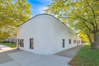 6259 W Peterson Ave in Chicago, IL - Building Photo - Building Photo
