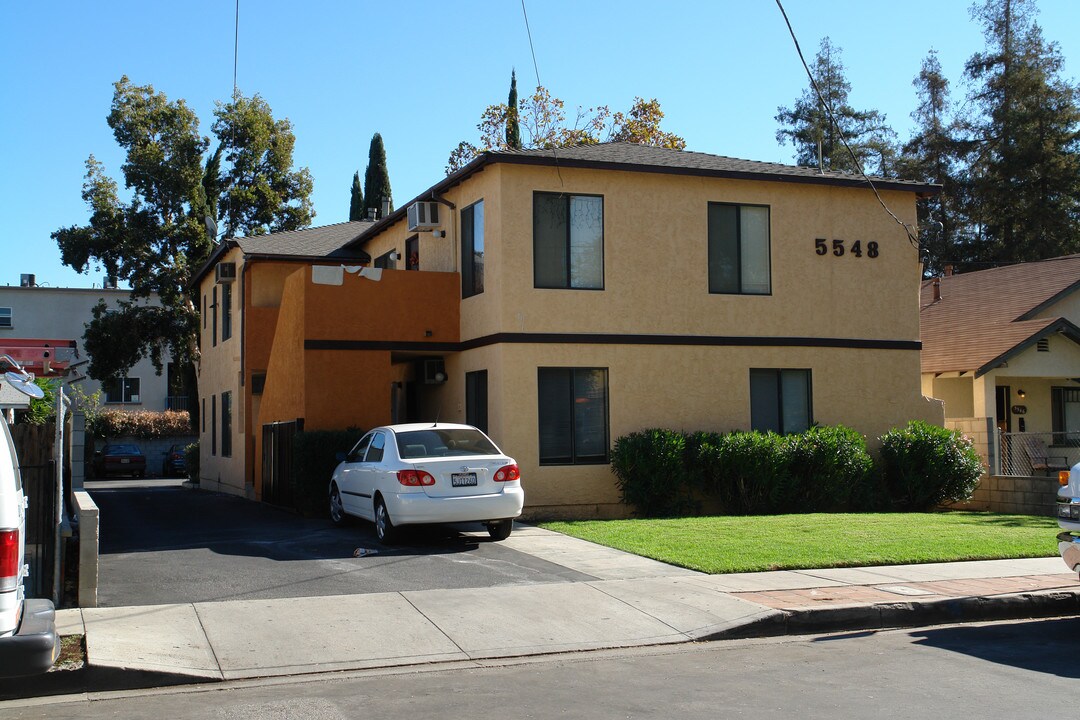 5548 Fulcher Ave in North Hollywood, CA - Building Photo