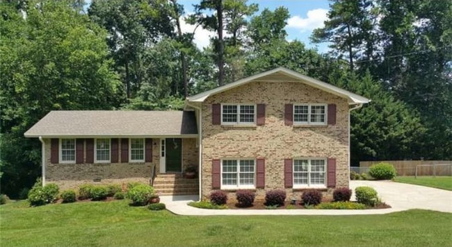 697 Craig Dr in Lawrenceville, GA - Building Photo - Building Photo