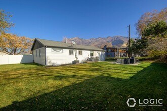 3070 E 7070 S in Cottonwood Heights, UT - Building Photo - Building Photo