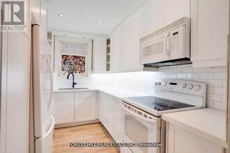 8 Poplar Plains Crescent in Toronto, ON - Building Photo - Building Photo