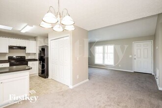 517 Catawba Cir N in Matthews, NC - Building Photo - Building Photo