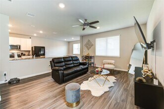 2404 Shellcracker Dr in Conroe, TX - Building Photo - Building Photo