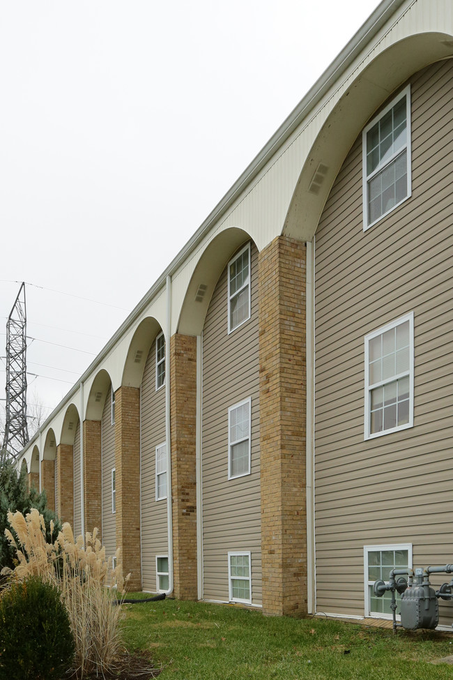 Dinsmore Pointe in Lexington, KY - Foto de edificio - Building Photo