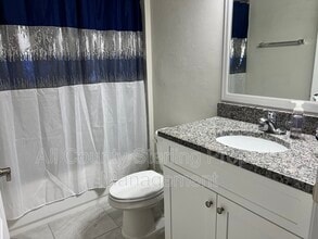 25107 SW 9th Ln in Newberry, FL - Building Photo - Building Photo