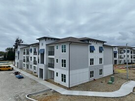 Enso Palm Bay in Palm Bay, FL - Building Photo
