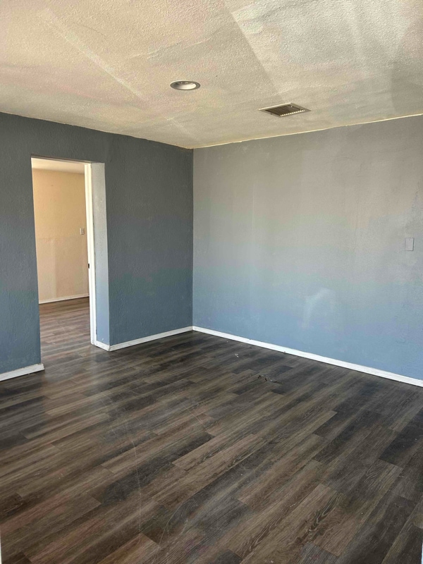 10240 Calcutta Dr in Socorro, TX - Building Photo - Building Photo
