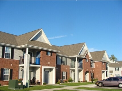 Somerset Place Apartments in Seymour, IN - Building Photo