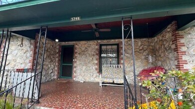 1740 NW 7th Ave in Gainesville, FL - Building Photo - Building Photo