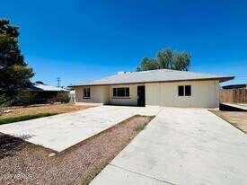 316 N 84th Pl in Mesa, AZ - Building Photo