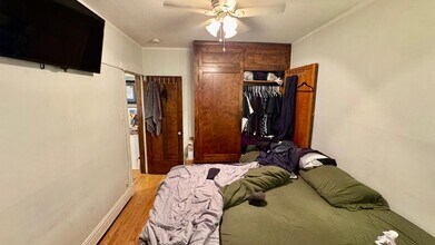 4205 N Linder Ave, Unit 2 in Chicago, IL - Building Photo - Building Photo