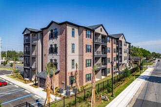 Lamplighter Legacy in Ocala, FL - Foto de edificio - Building Photo