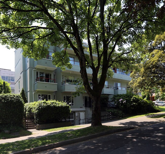 The Maples in Vancouver, BC - Building Photo - Building Photo