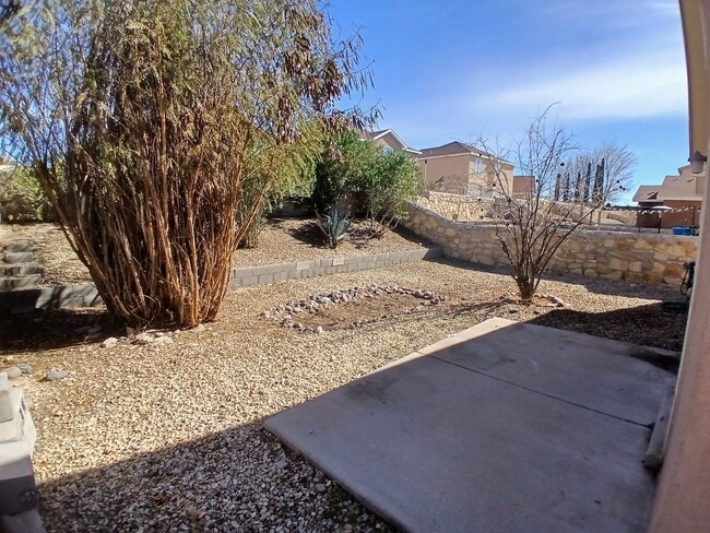 4522 Hillsboro Loop in Las Cruces, NM - Building Photo - Building Photo