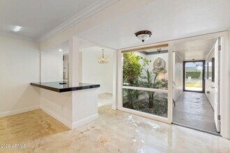 2614 E Osborn Rd in Phoenix, AZ - Building Photo - Building Photo