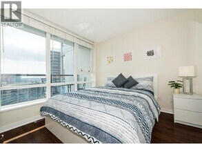 928 Beatty St in Vancouver, BC - Building Photo - Building Photo