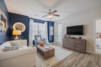 Bridgeside at Patriots Point in Mount Pleasant, SC - Foto de edificio - Interior Photo