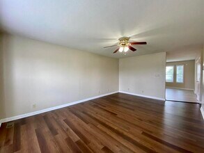 701 Carbondale Dr in Oak Grove, KY - Building Photo - Building Photo