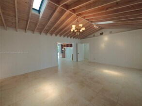 710 Allendale Rd in Key Biscayne, FL - Building Photo - Building Photo