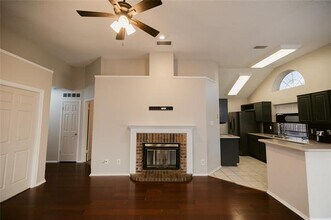 911 Plantation Dr in Lewisville, TX - Building Photo - Building Photo