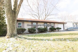 1637 E 33rd Ave in Hobart, IN - Building Photo - Building Photo