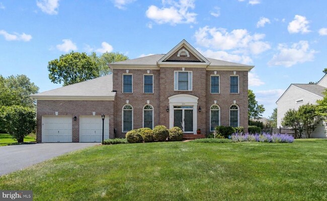 property at 4804 Leighfield Valley Dr